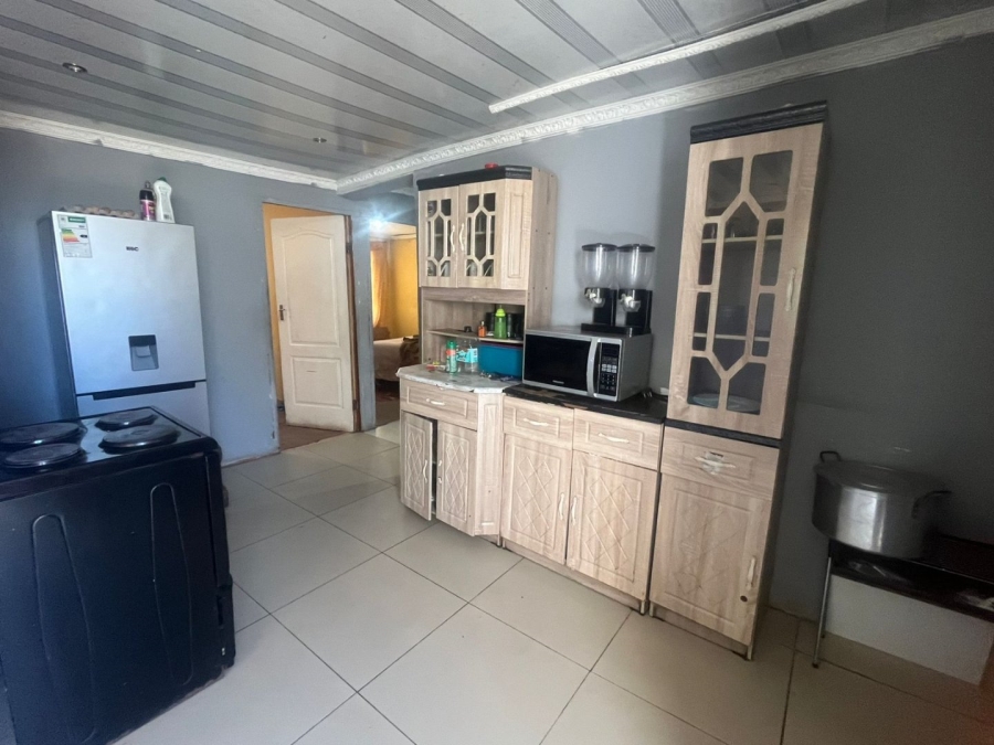 2 Bedroom Property for Sale in Kwazakhele Eastern Cape